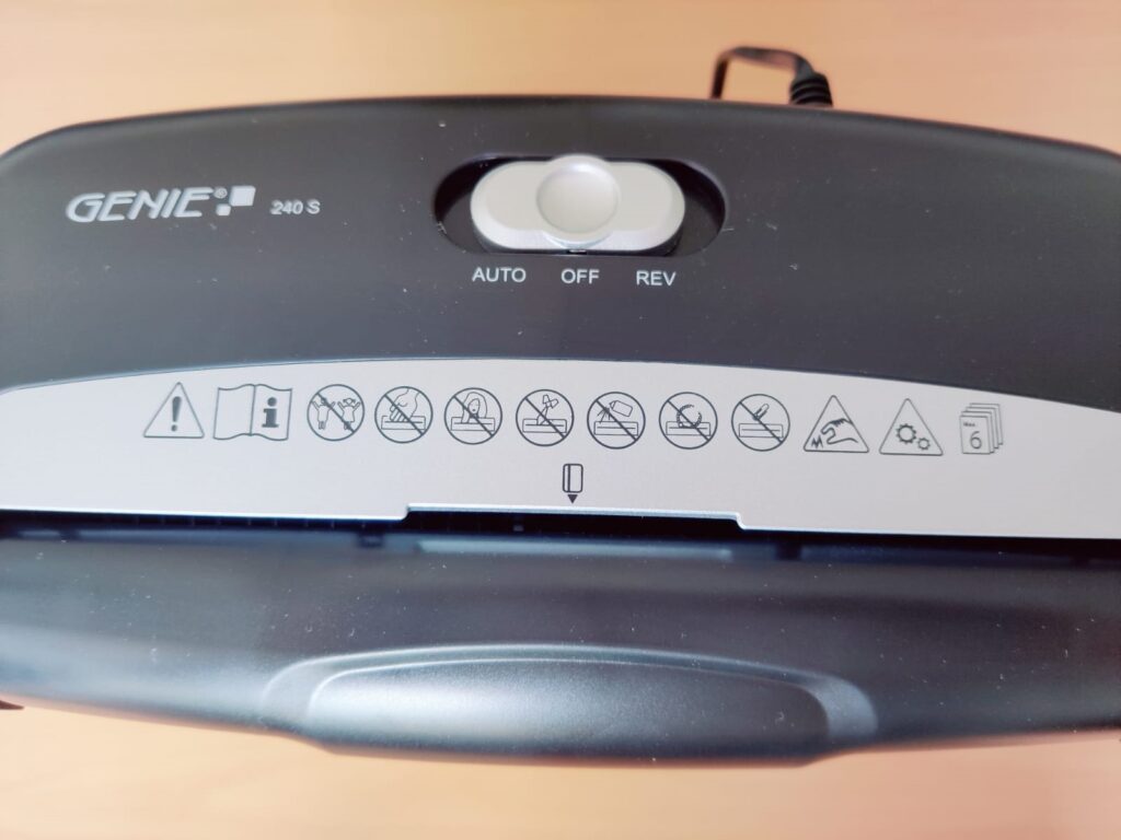 Genie 240S Aktenvernichter Produkthinweise