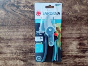 Gardena PremiumCut Flex 12242-20 Gartenschere Verpackung