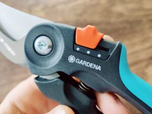 Gardena PremiumCut Flex 12242-20 Gartenschere Daumenverriegelung