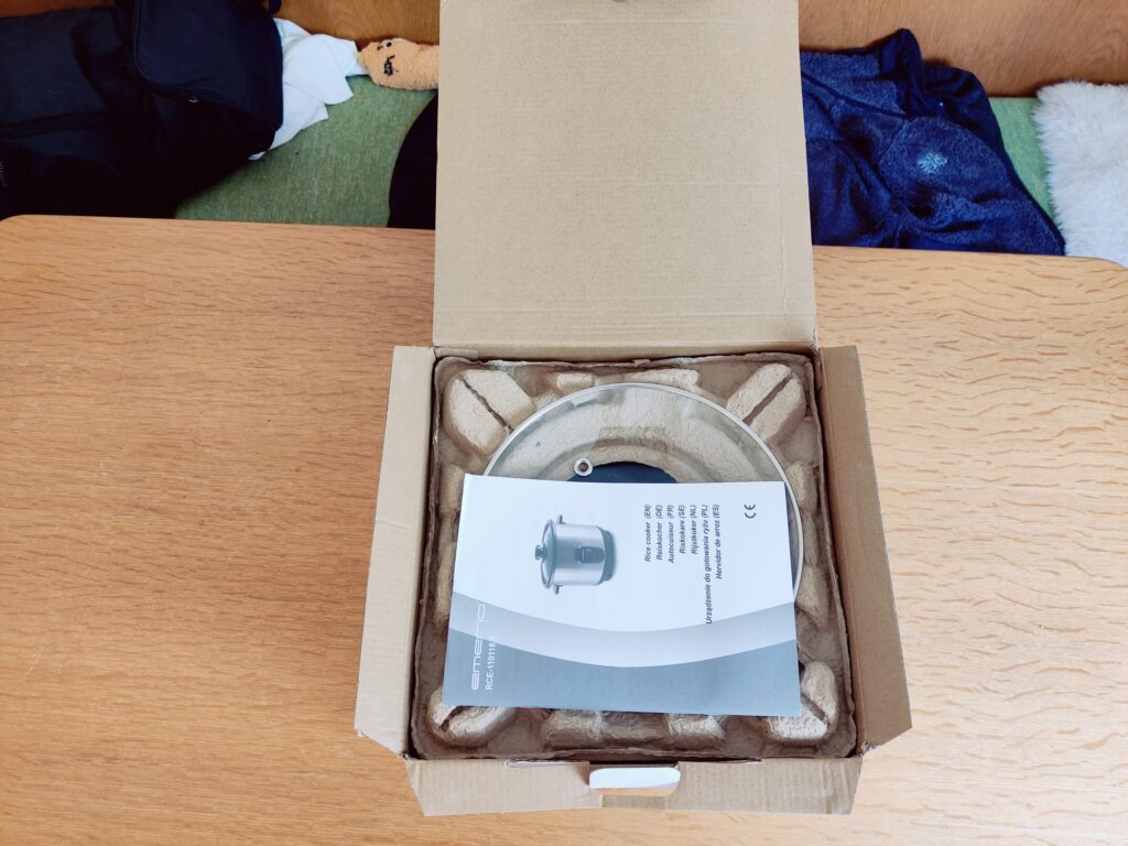Emerio RCE-110118.5 Reiskocher Verpackung offen
