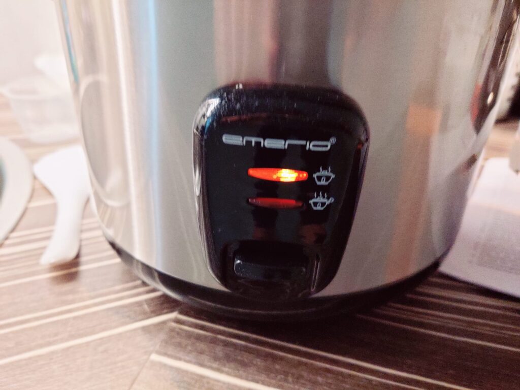 Emerio RCE-110118.5 Reiskocher Warmhaltefunktion