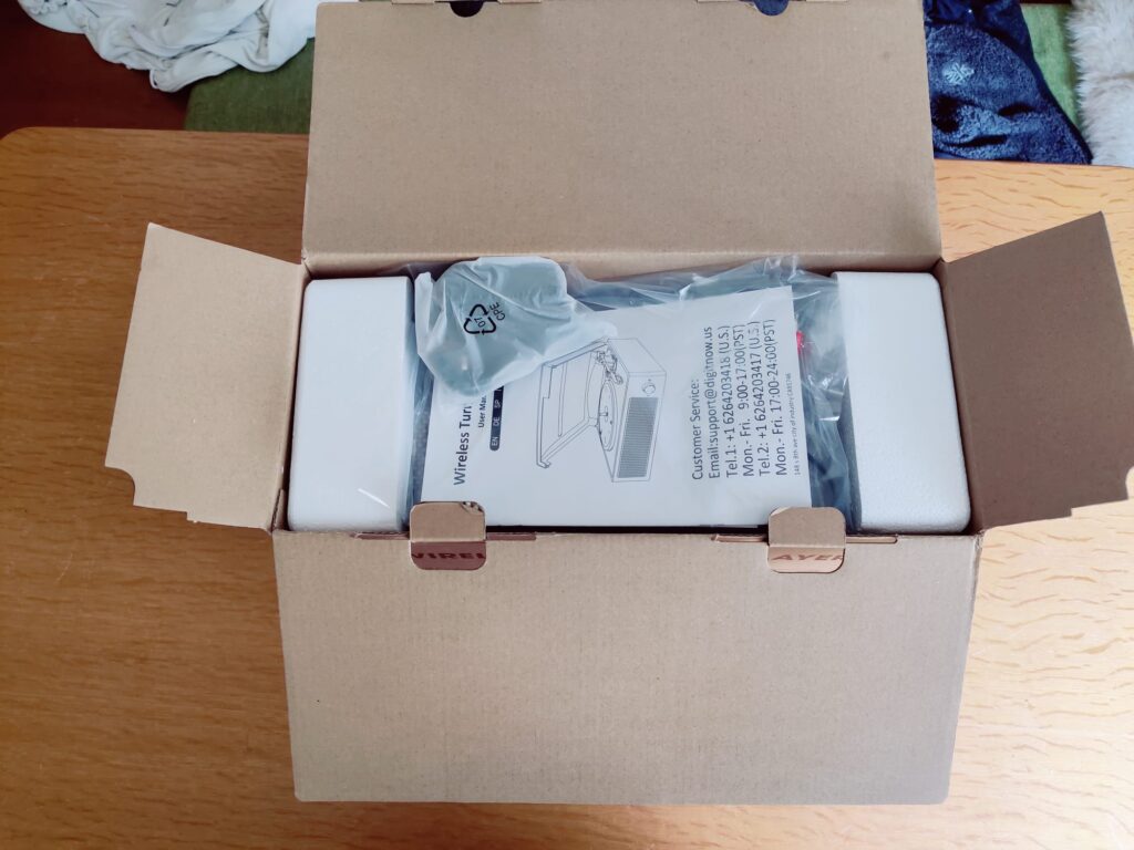 Mersoco M49 Plattenspieler Verpackung offen
