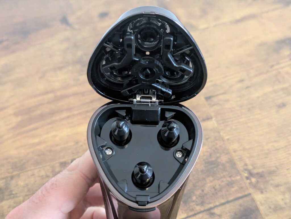 Brightup FK375S Rasierer Klingenkopf geöffnet