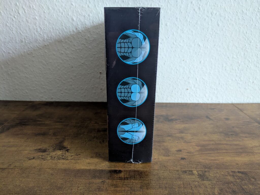 Verpackung der Zerolia MG 03 Massagepistole von rechts