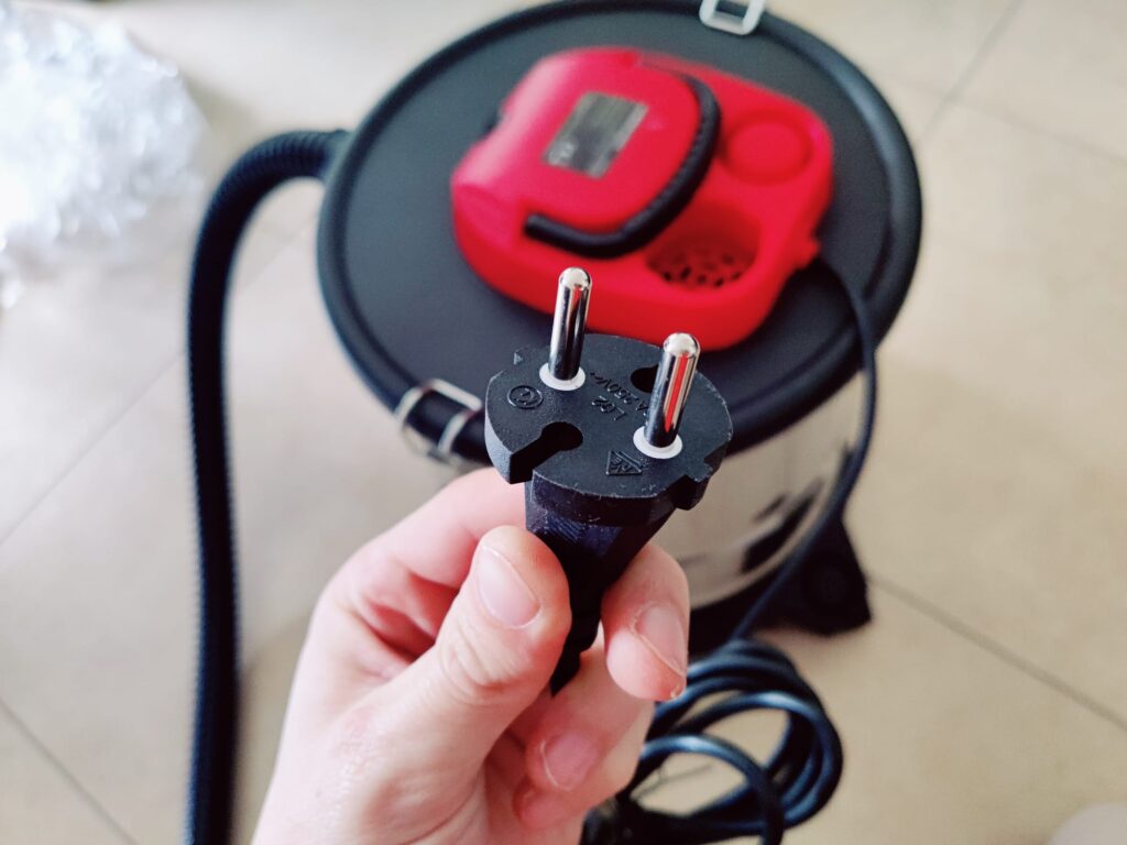Lehmann Haddo Aschesauger Schuko-Stecker