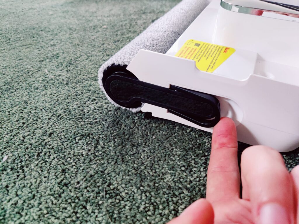 Tineco Floor One i7 Fold Premium Nass-Trockensauger Bürstenrolle Entriegelung