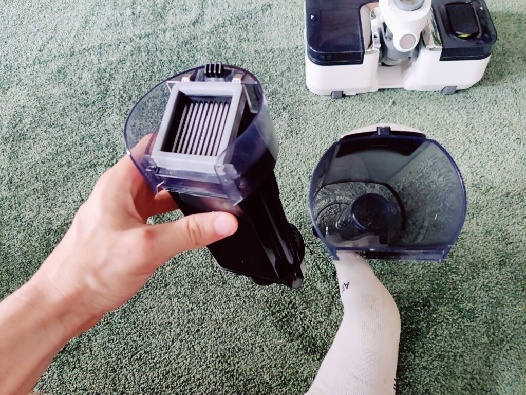 Tineco Floor One i7 Fold Premium Nass-Trockensauger Schmutzwasserbehälter offen