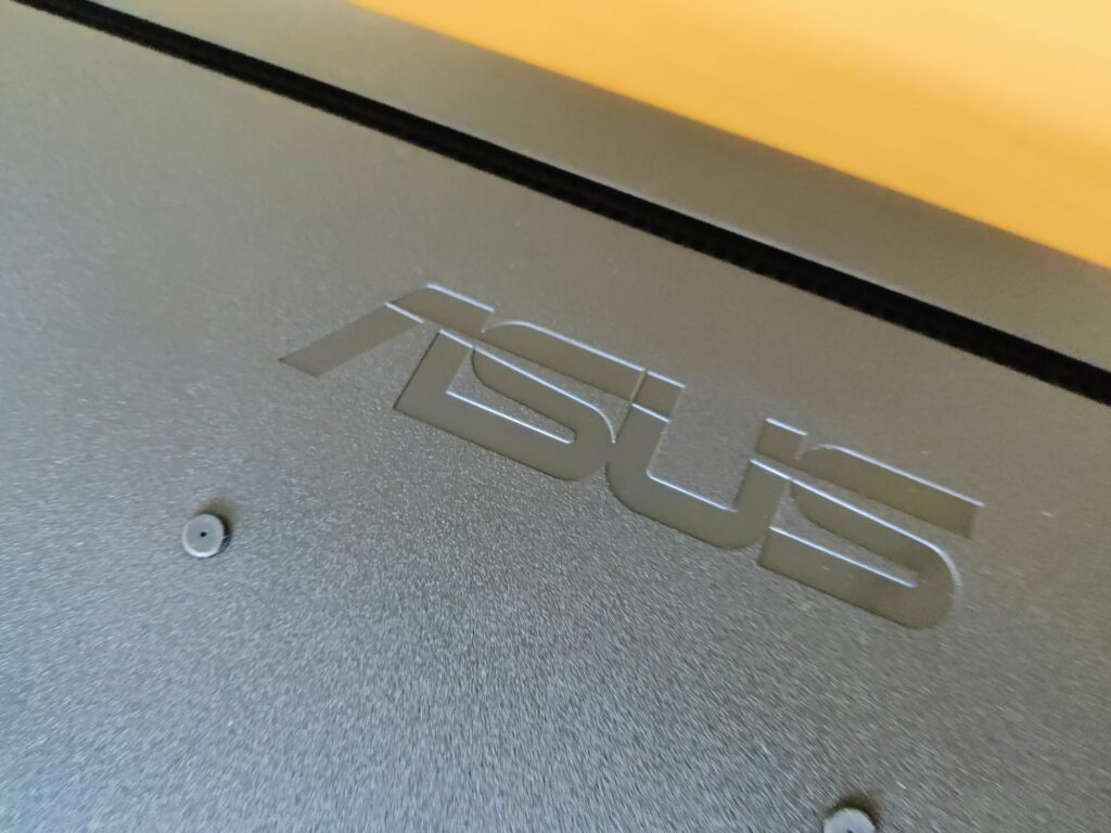 ASUS Eye Care VY279HGR Monitor Schriftzug