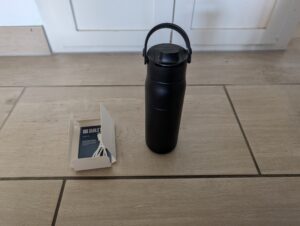 BRITA LARQ iQ Trinkflasche mit Wasserfilter Lieferumfang