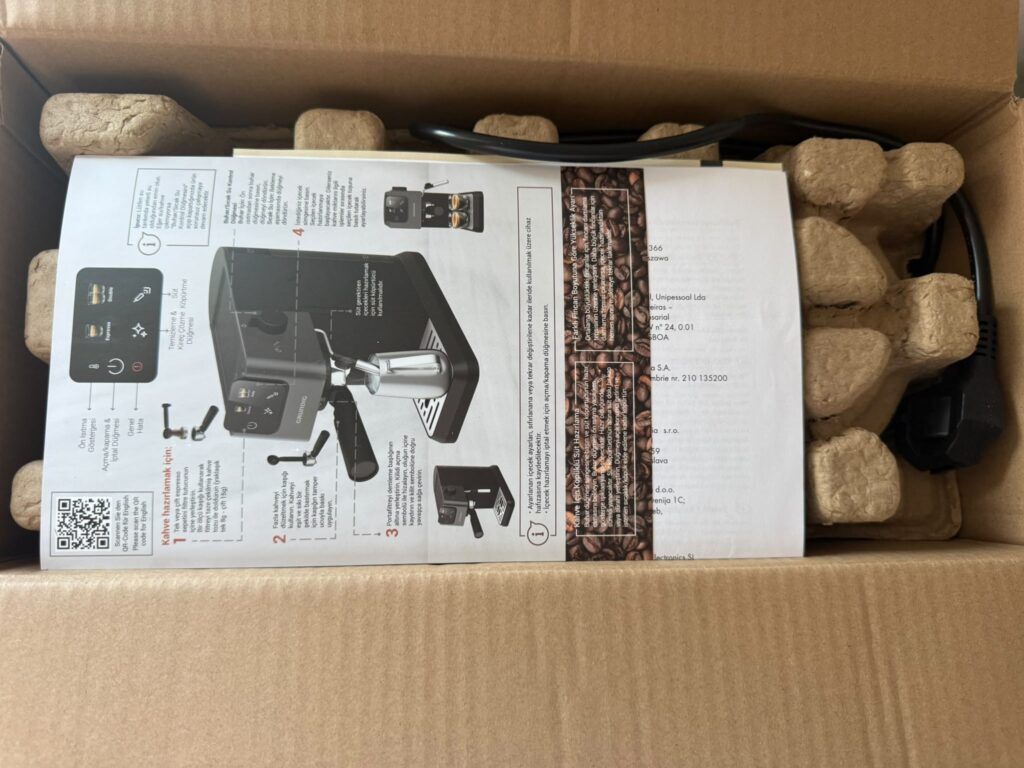 Grundig KSM 4330 Siebträgermaschine im Karton