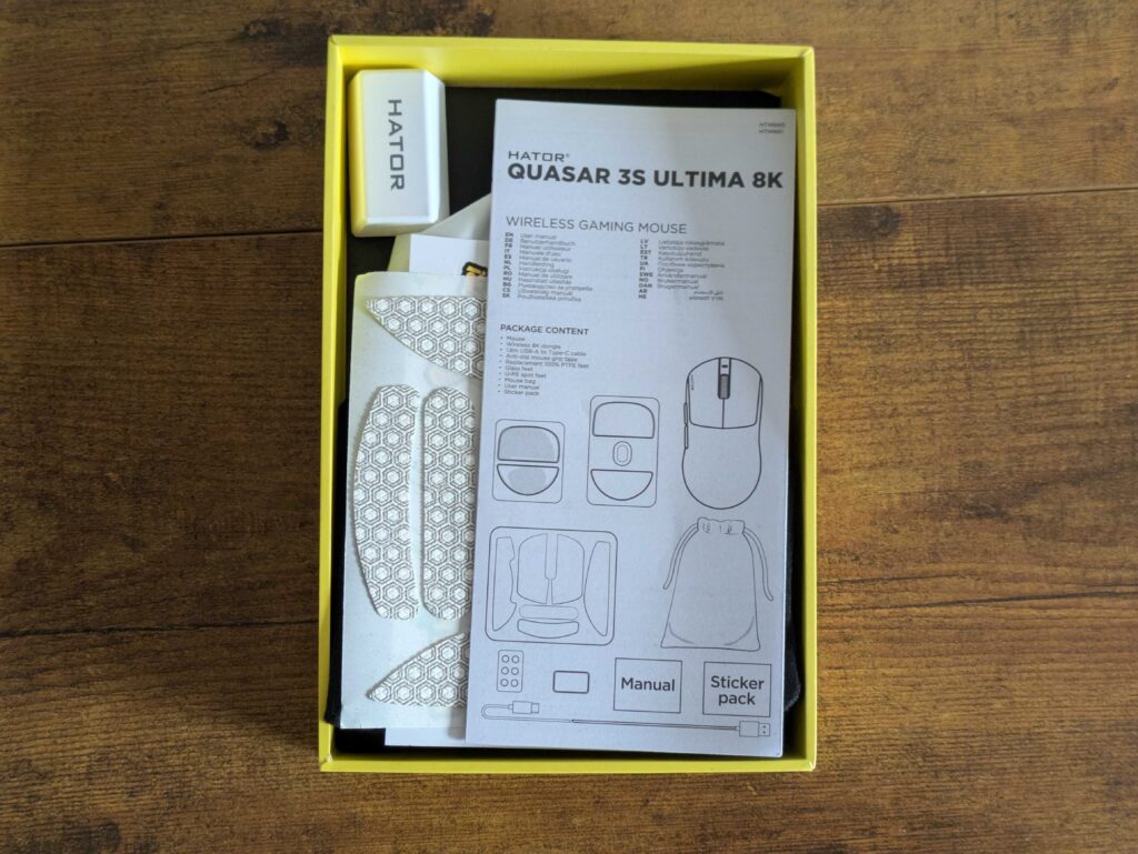 HATOR Quasar 3S ULTIMA 8K Wireless Gaming-Maus Verpackung geöffnet v2