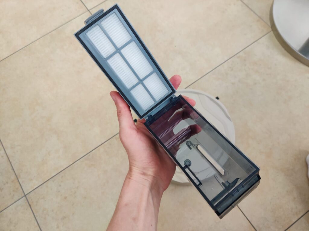 Lefant M210P Staubsauger-Roboter Staubbehälter nach der Reinigung