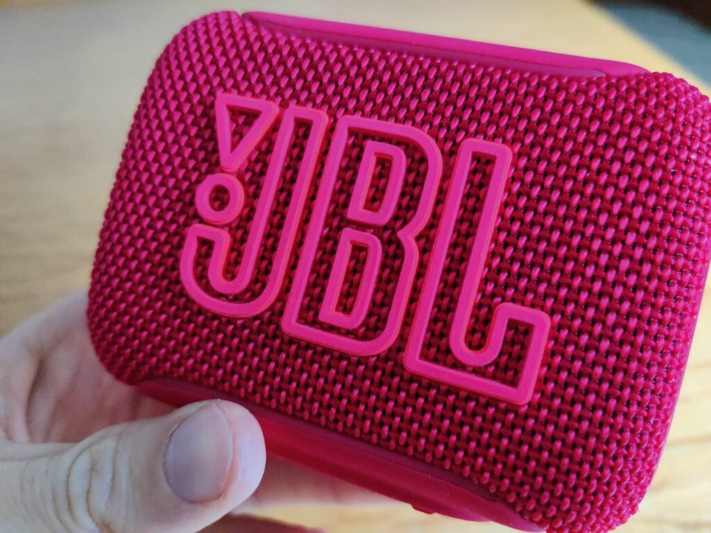 JBL Go 5 Lautsprecher Aufdruck