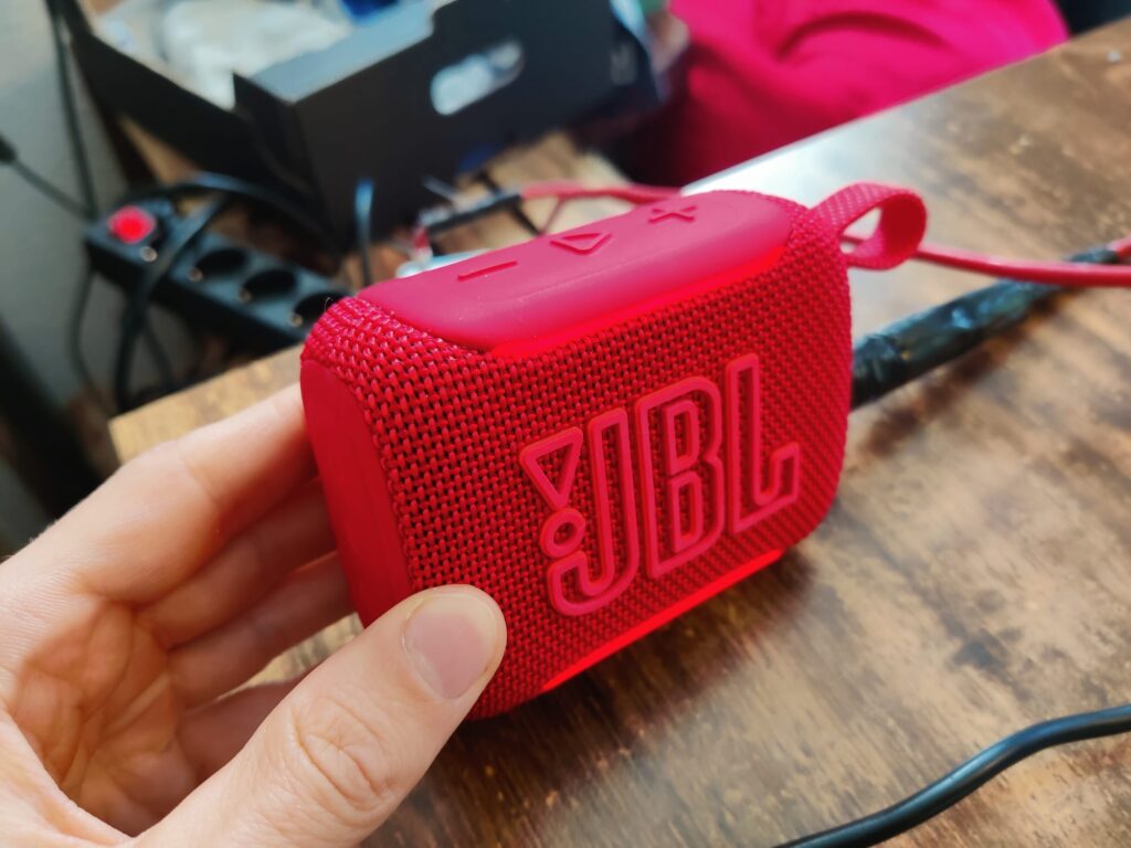 JBL Go 5 Lautsprecher LED-Farbleisten