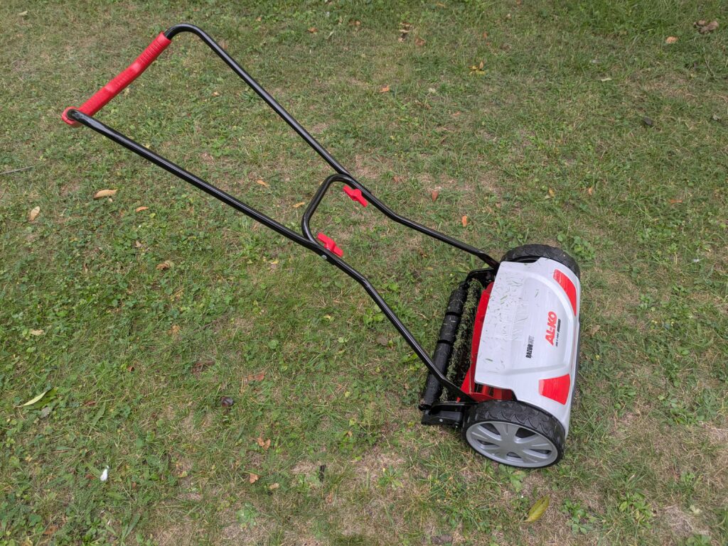 AL-KO Razor Cut 38.1 HM Comfort Spindelmäher im Gras