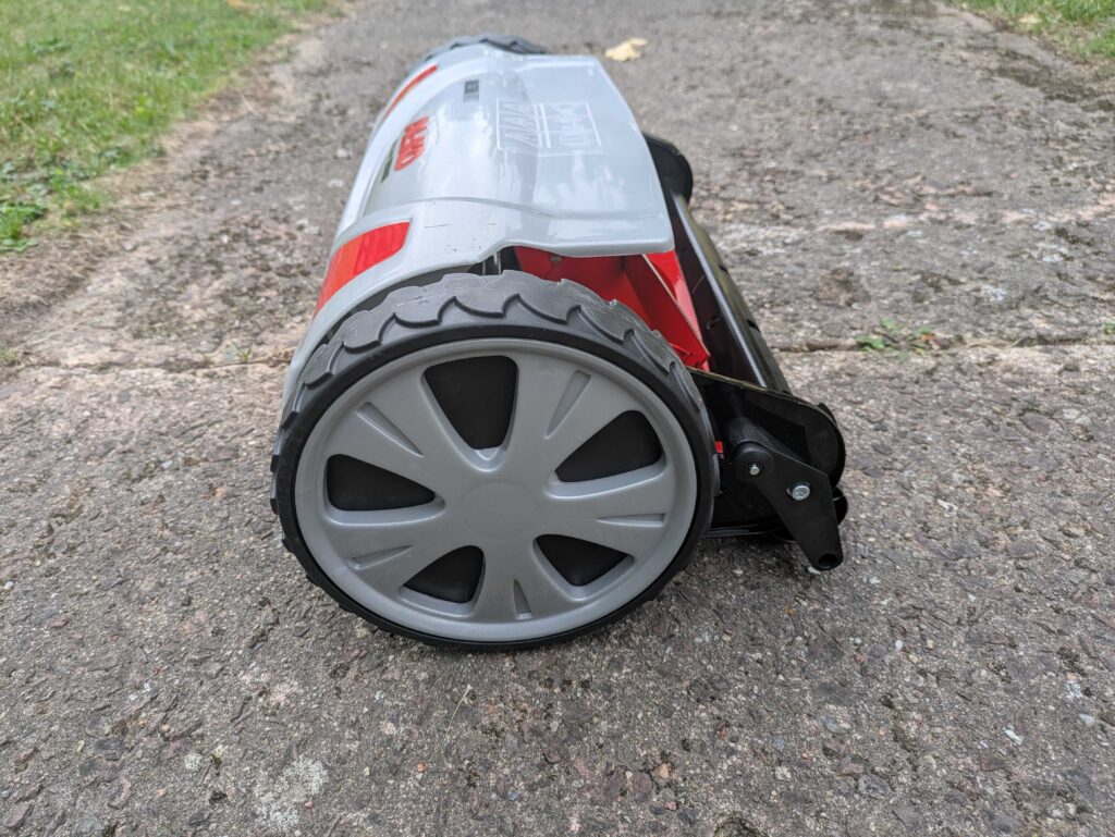 AL-KO Razor Cut 38.1 HM Comfort Spindelmäher von der Seite