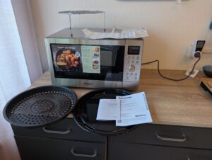 Panasonic NN-CD58RSEPG Minibackofen Lieferumfang