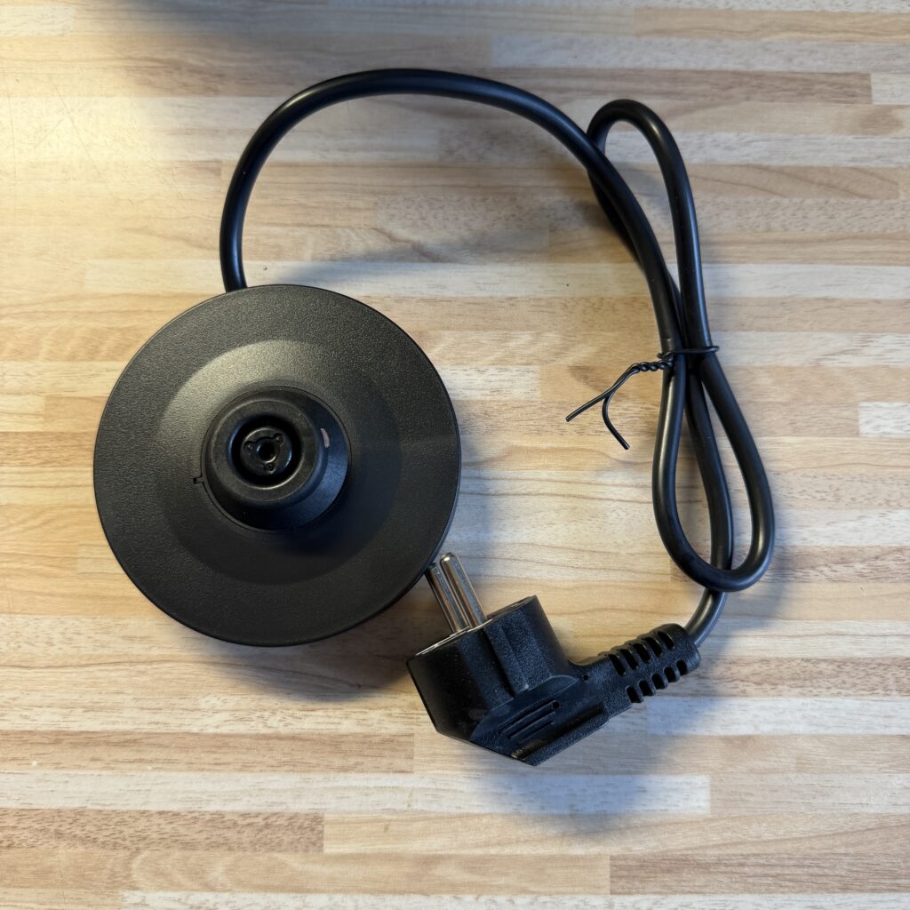 Tchibo Elektrischer Milchaufschäumer Basis