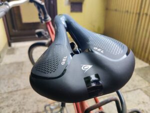 Dunlop Gel Comfort Fahrradsattel montiert Nahaufaufnahme