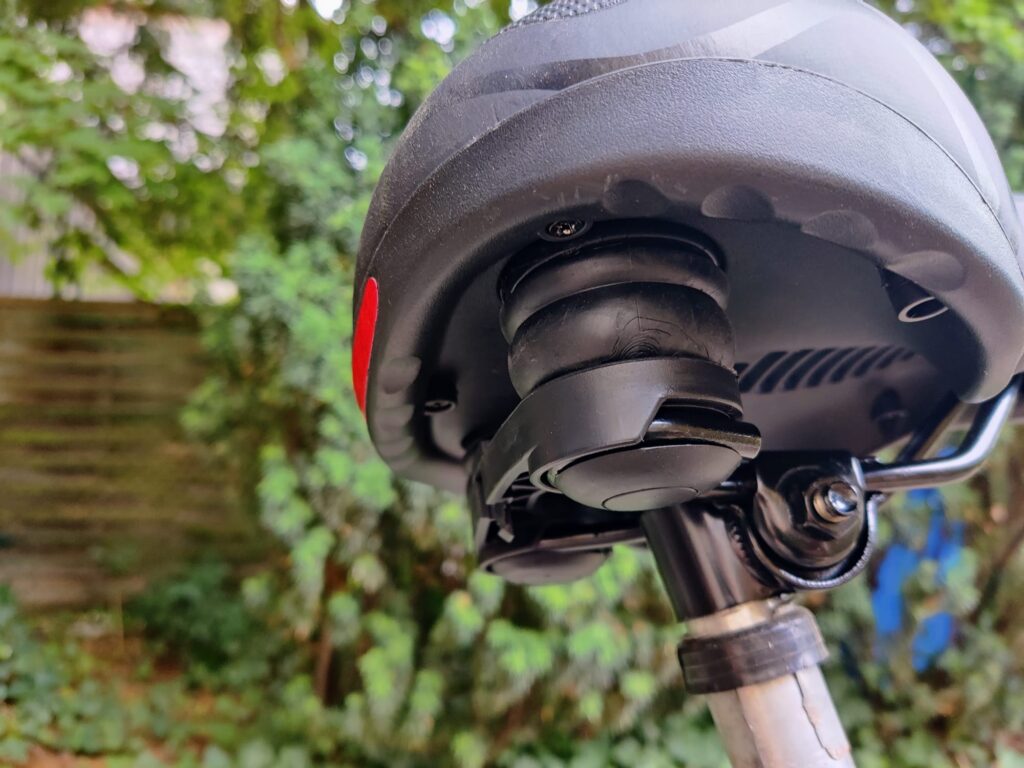 Roysmart 324AZ-01 Fahrradsattel Federung montiert